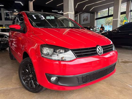 VOLKSWAGEN FOX 1.0 MI TREND 8V FLEX 4P MANUAL VOLKSWAGEN FOX 1.0 MI TREND 8V FLEX 4P MANUAL